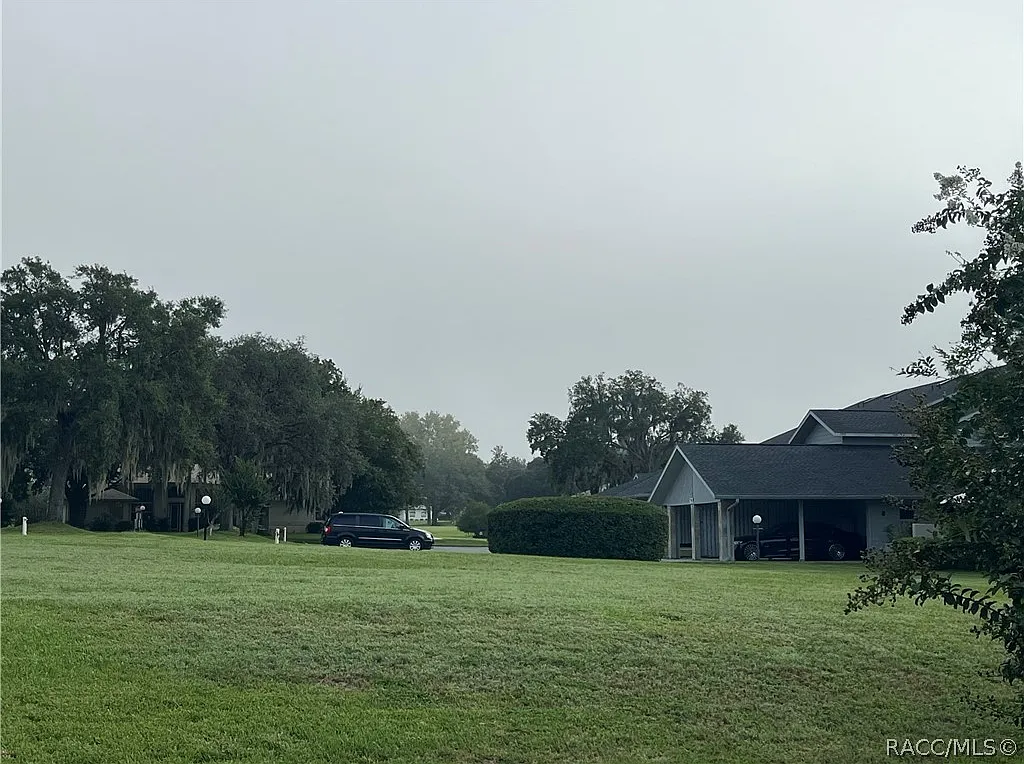2 bed, 990 sqft, $1,375 — Photo 3