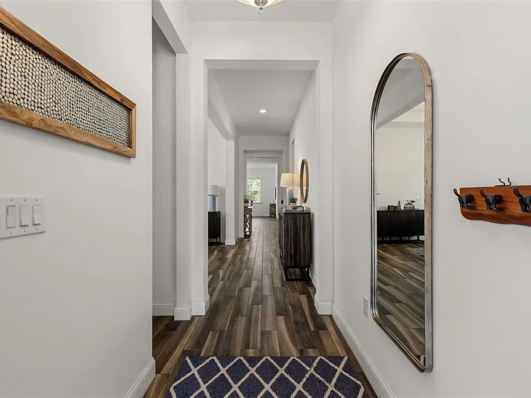 10396 Royal Cypress Way — Photo 5