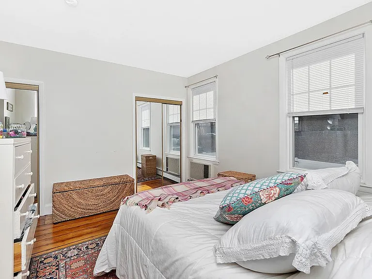 15 Park St — Photo 8