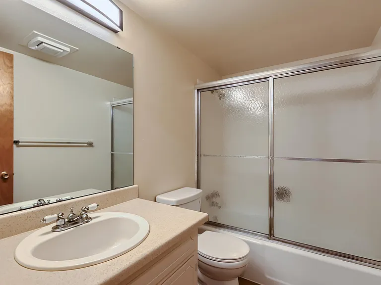 620 Mathews St #301 — Photo 15