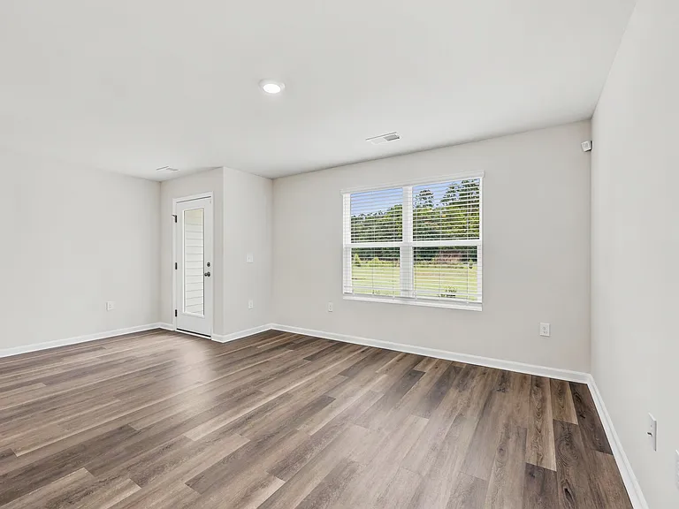 310 Honeystone St — Photo 24