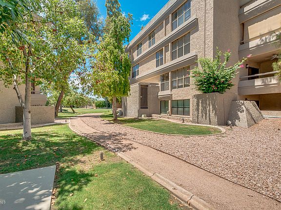 4th image of 5122 N 31st Way Unit 246