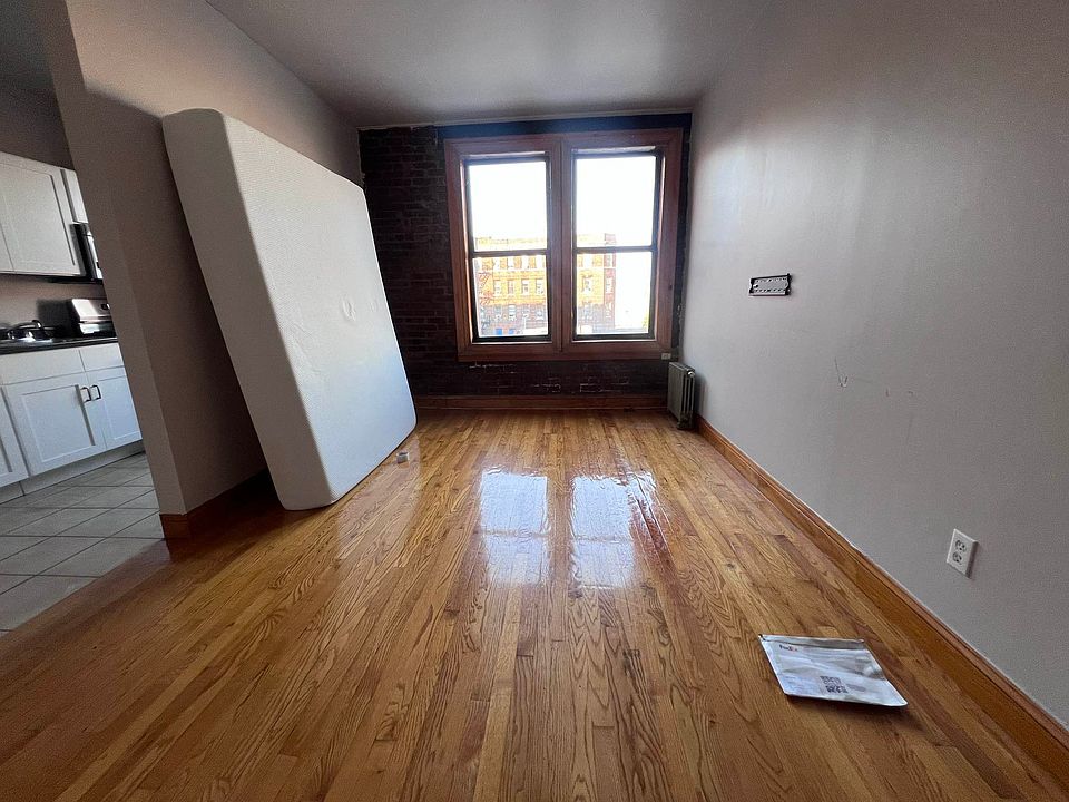 1st image of 518 W 161st St #56