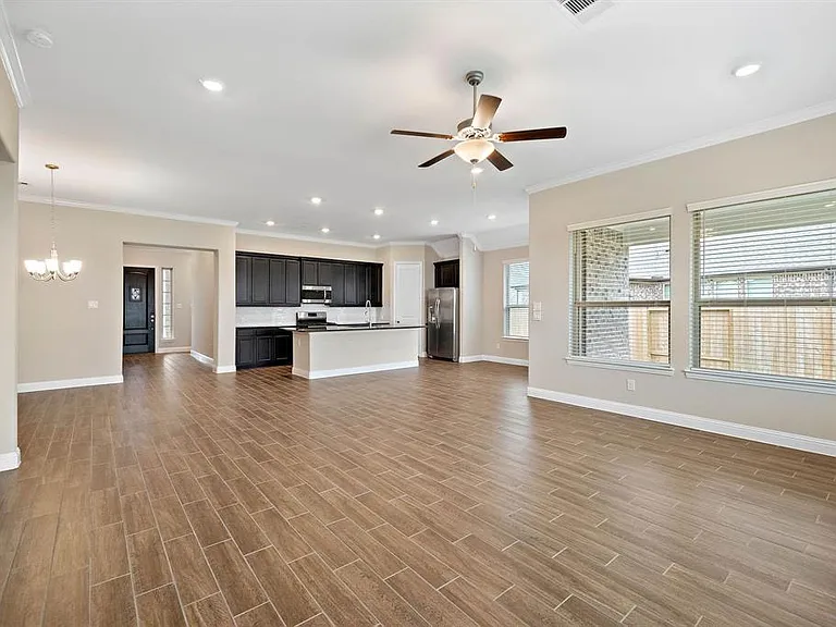 2403 Madera Landing Ln — Photo 18
