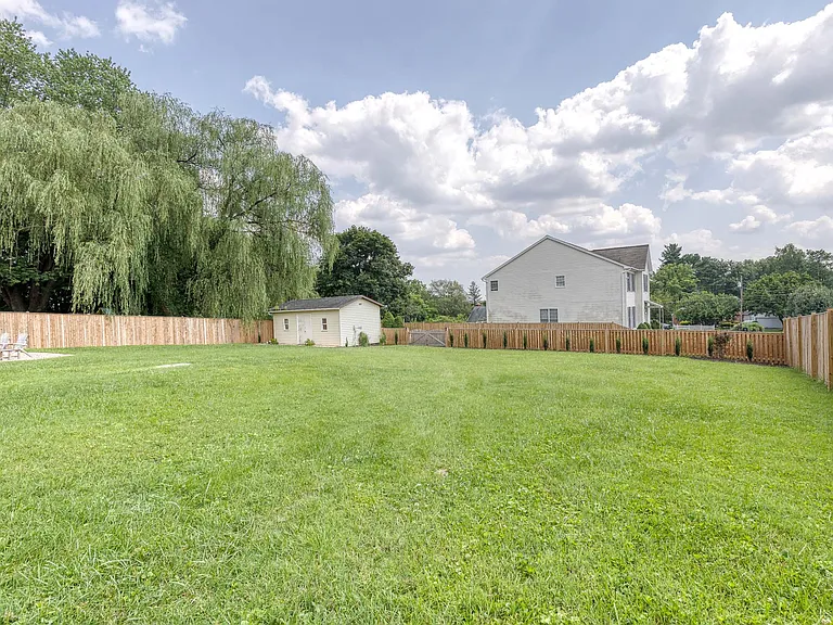 18 Byway Rd — Photo 40