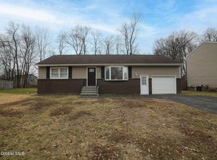18 Melissa Court, Colonie, NY 12205
