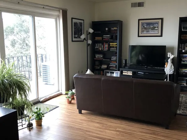 116 W. 8th St-Riverview Apts, 116 W 8th St APT 304, Aspinwall, PA 15215
