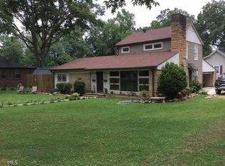 219 E Washington St, Summerville, GA 30747