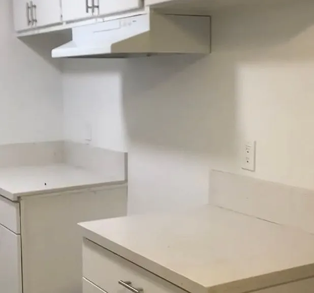 9035 Orion Ave — Photo 5