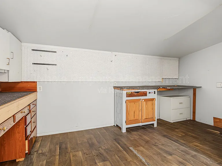 7071 Ruth Way — Photo 32