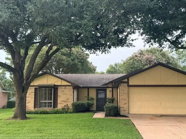 3307 S Peach Hollow Cir, Pearland, TX 77584