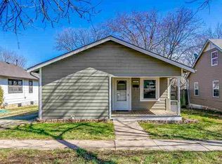 1142 Euclid St, Augusta, KS 67010