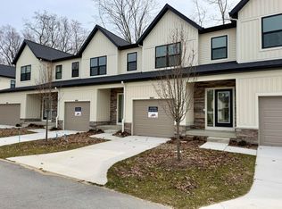 1980 S Shorewood Ln #19, Holland, MI