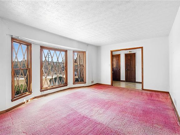 5th image of 5083 Flakes Mill Rd