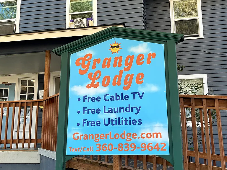 421 Oregon Way #8 — Photo 5