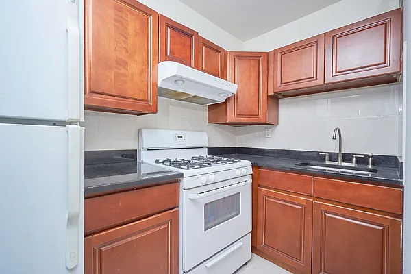 Rented by Compass | media 20