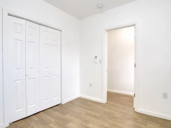 18 Wallis Avenue image 8 of 27