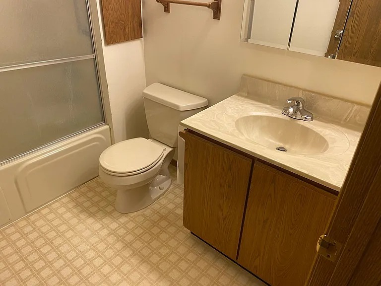 4PLEX-1919 Carol Dr — Photo 14
