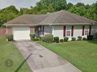 6397 Quail Lake Dr, Jackson, MS 39206