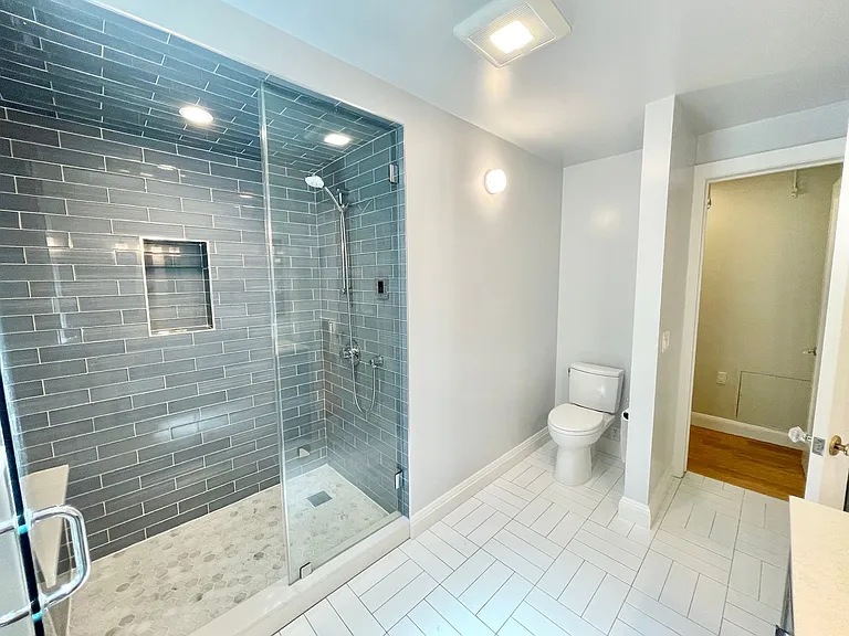 518 Staples Ave — Photo 24
