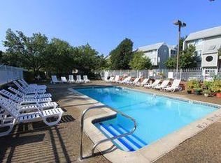 139 Beacon St, Boston, MA 02136