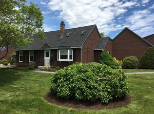 27 Cortland Cir, Bangor, ME 04401