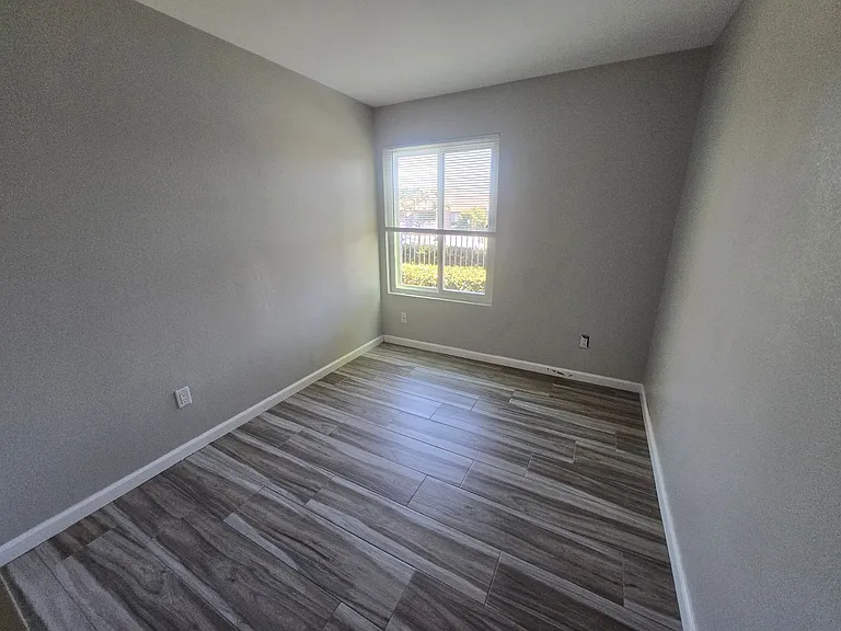 3454 Castle Glen Dr #113 — Photo 35