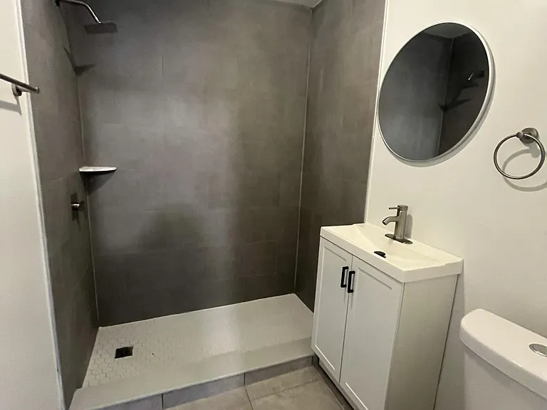 126 Waterloo Ave #3 — Photo 6