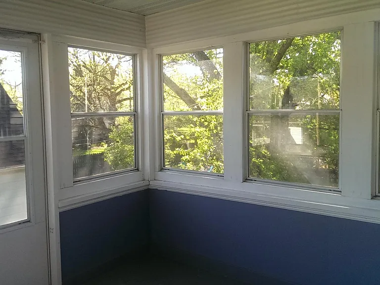 1341 S Farwell St #2 — Photo 8