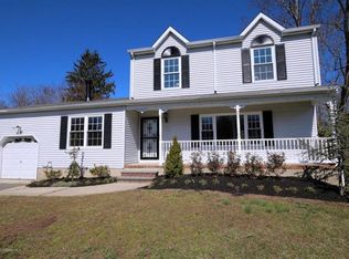 2 Anita Dr, Jackson, NJ 08527