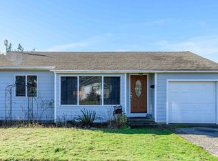 1837 Juniper Ave, Coos Bay, OR 97420