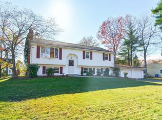 77 Kennedy Dr, Attleboro, MA 02703