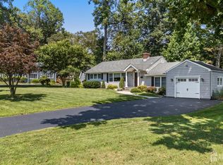 115 Hamiltonian Dr, Red Bank, NJ 07701