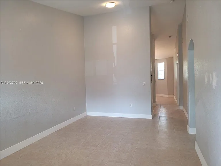 1543 SE 25th St #207 — Photo 5