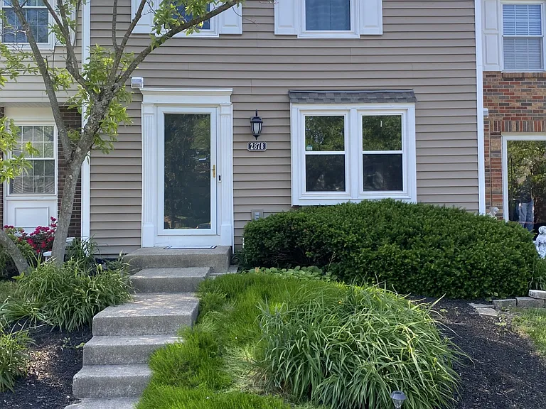 2878 Mossy Brink Ct — Photo 1