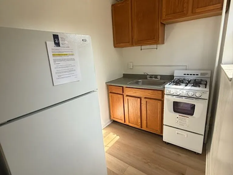 5424 Fifth Ave — Photo 148