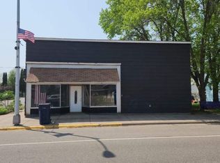 1 N Maddy St, McGregor, MN 55760