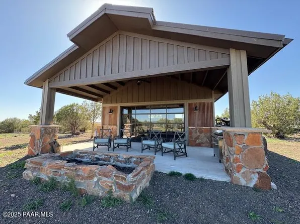 2661 N Vigil Dr, Williams, AZ 86046