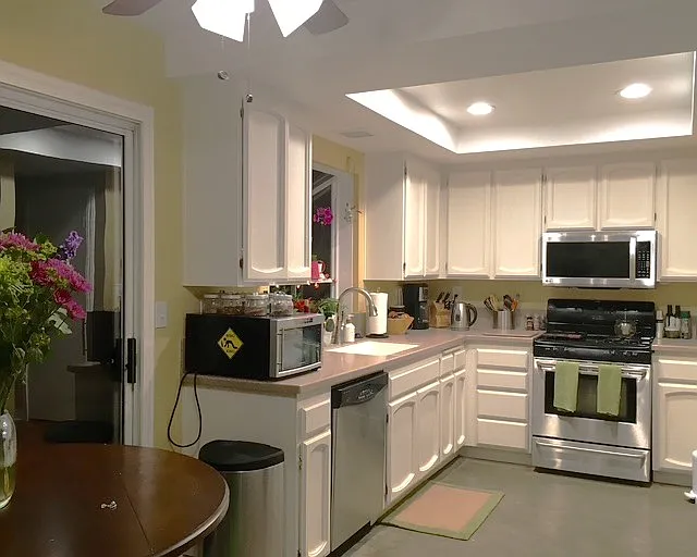 10466 Rancho Carmel Dr — Photo 7
