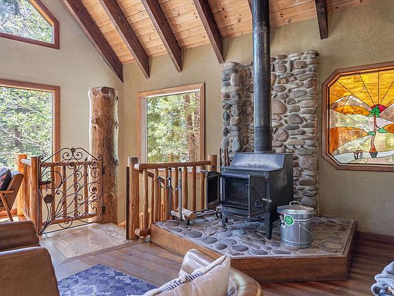 3rd image of 12756 Muhlebach Way