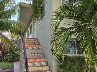 7025 Rue Granville, Miami Beach, FL 33141