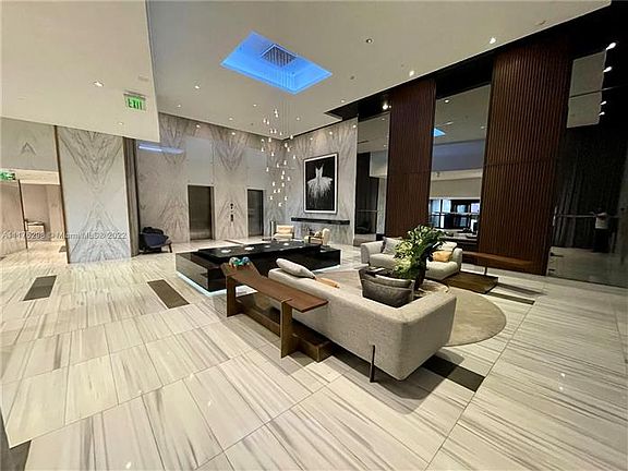 3rd image of 1100 Biscayne Blvd Unit 3702