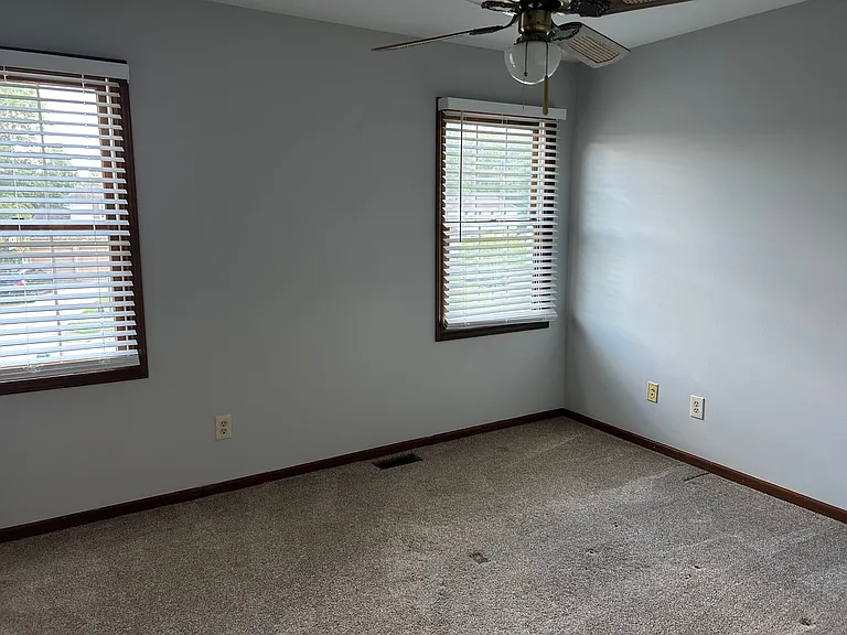 8659 Groveside Dr — Photo 21