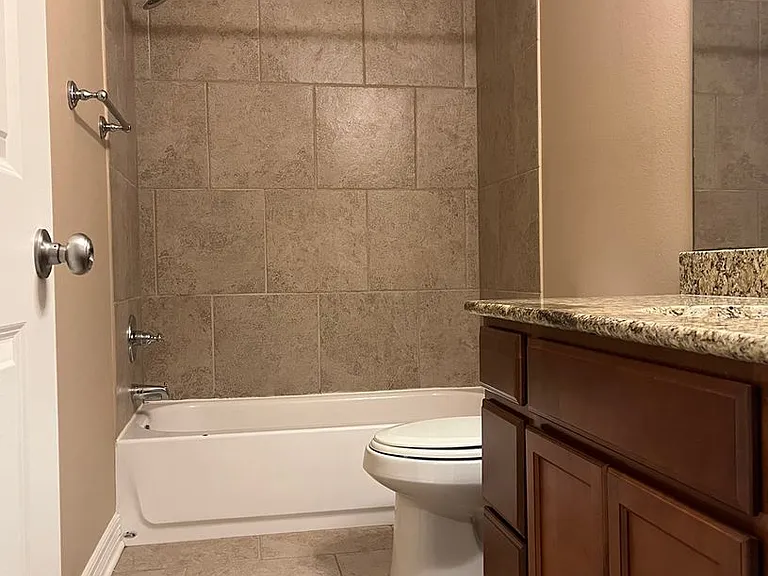 419 Jordan Dr — Photo 18
