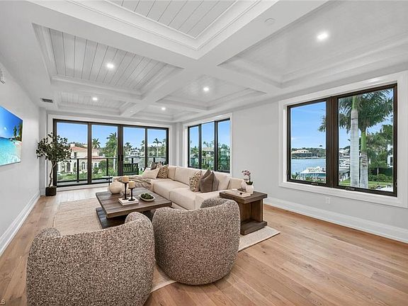 2nd image of 1820 Gulf Shore BLVD N #304