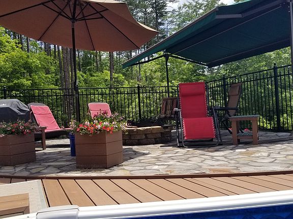 Pool, Deck and Fire Pit
