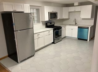 3157 N Springfield Ave #G, Chicago, IL 60618