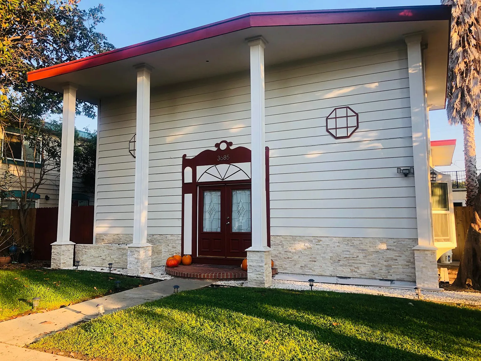 3685 Cape Cod Ct — Photo 1