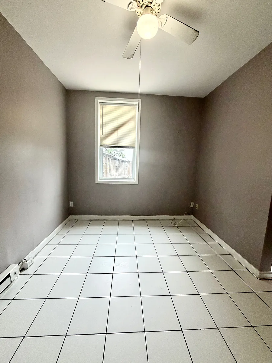 Building Photo - 1711 Gwynns Falls Pkwy #3
