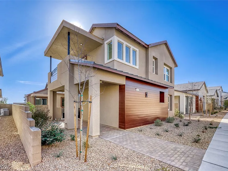1041 Soaring Sage Ave — Photo 2
